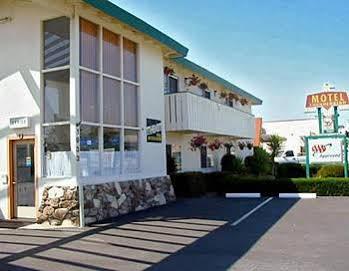 Motel Thunderbird
